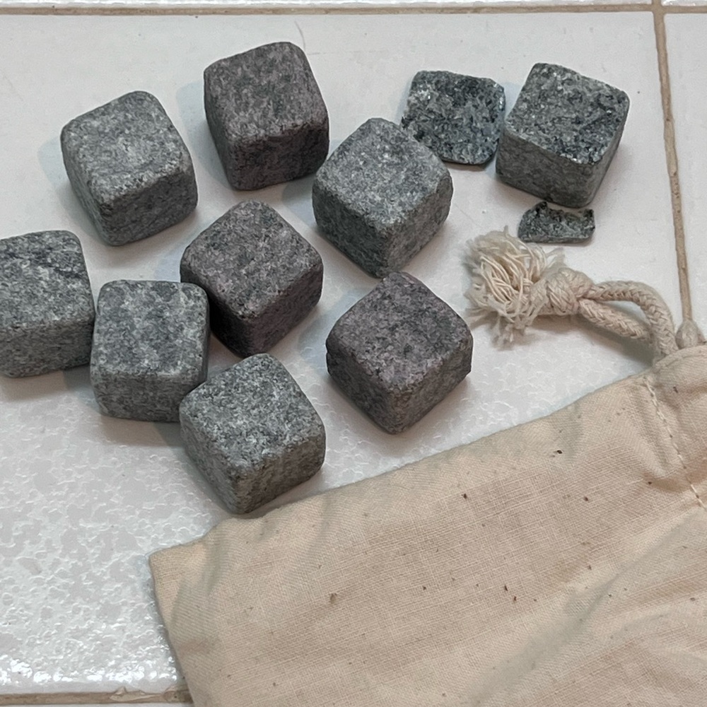 Set of Gray Whiskey Stones with Pouch